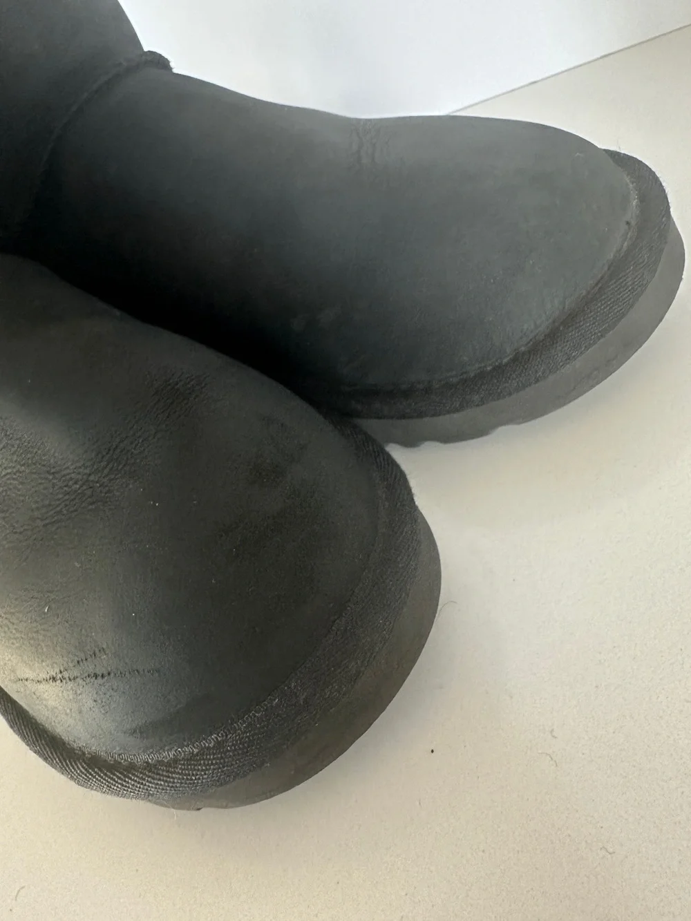 UGG Short Classic II Waxed Leather Black Boots 1125794 Size 10